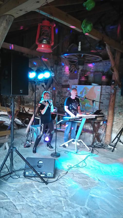 U Pastorku Hotel Racice  Екстериор снимка